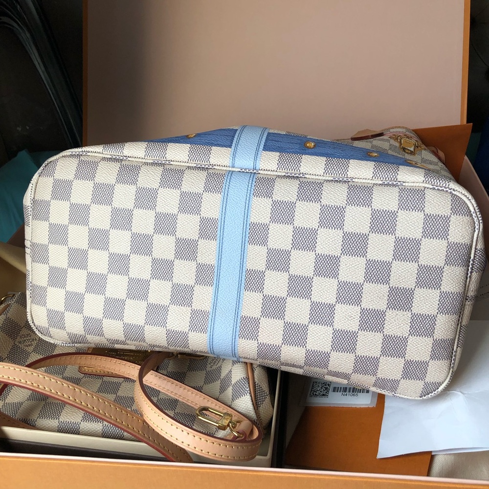 SOLD‼️ Auth. Lmtd. Edition Neverfull tote - Picture 6 of 8